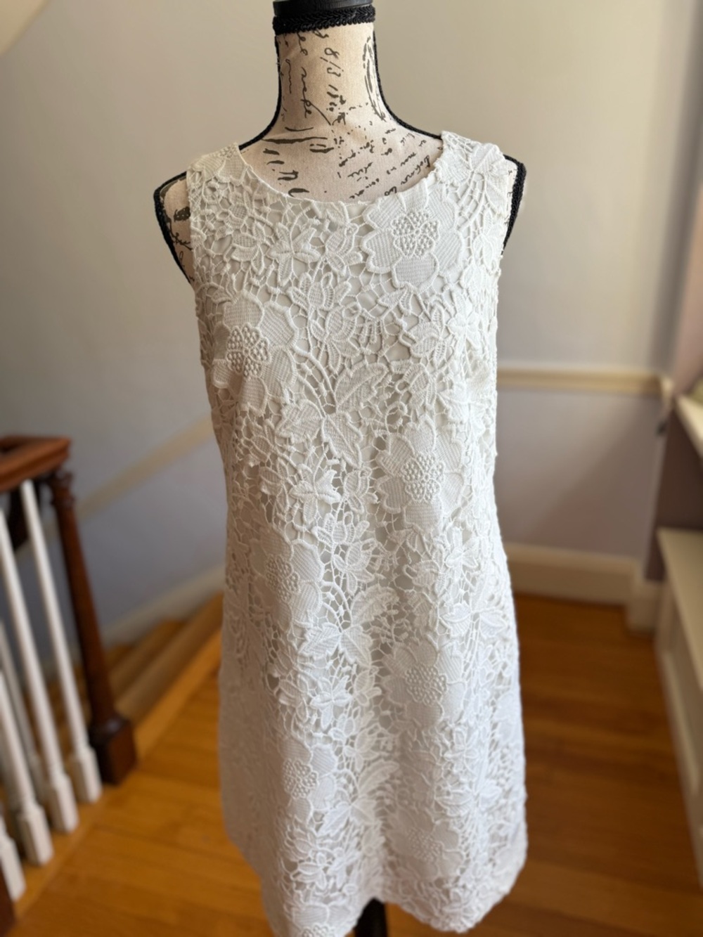 Cynthia Steffe white lace sheath dress
